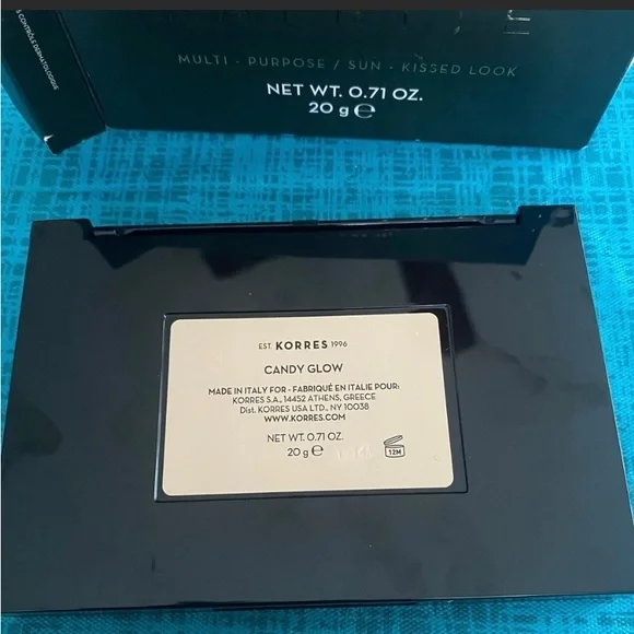 Korres bronze & glow palette
